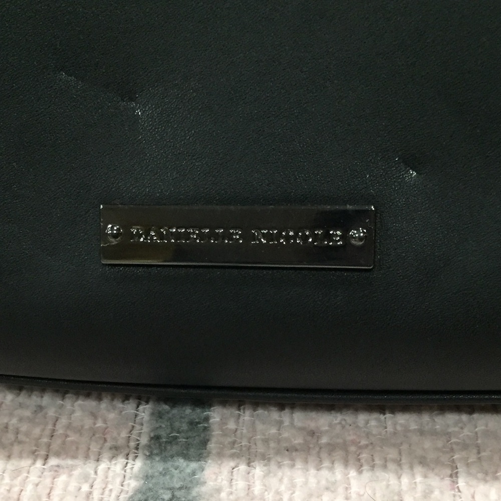 NWOT, Danielle Nicole Alexa Baby cross body - Picture 7 of 11